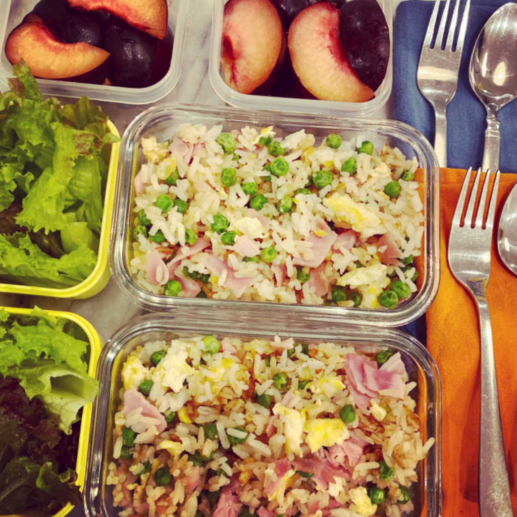 Kids lunch ideas with plums. Food immunity booster. Teuko lunchbox community.