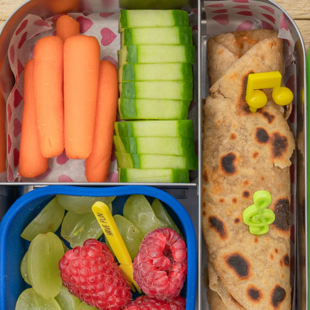 Kids Lunchbox idea with Indian cuisine. Paratha flat bread. Teuko lunchbox community.