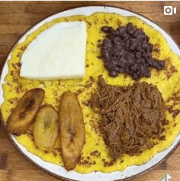 The Venezuelan Wrap, using eggs omelette, by @venezolanosenorlando. Tortilla Wrap technique applied!