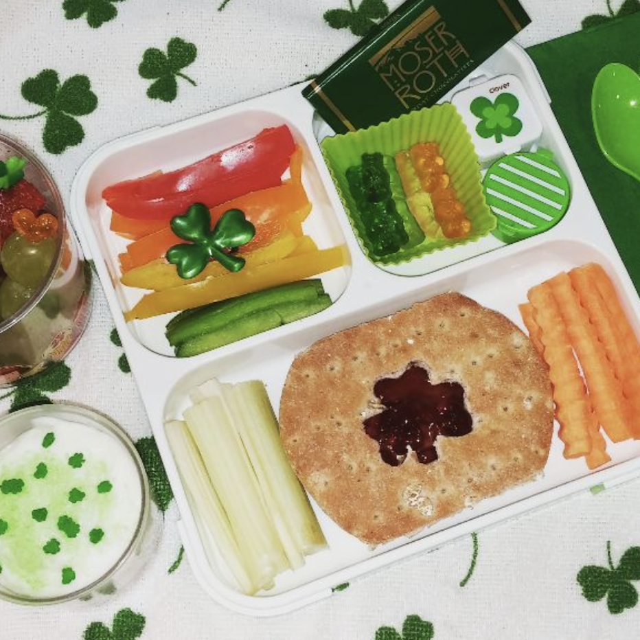 St Patrick's Day lunchbox ideas for kids with Rainbow veggie sticks by Kristinnquail on Teuko