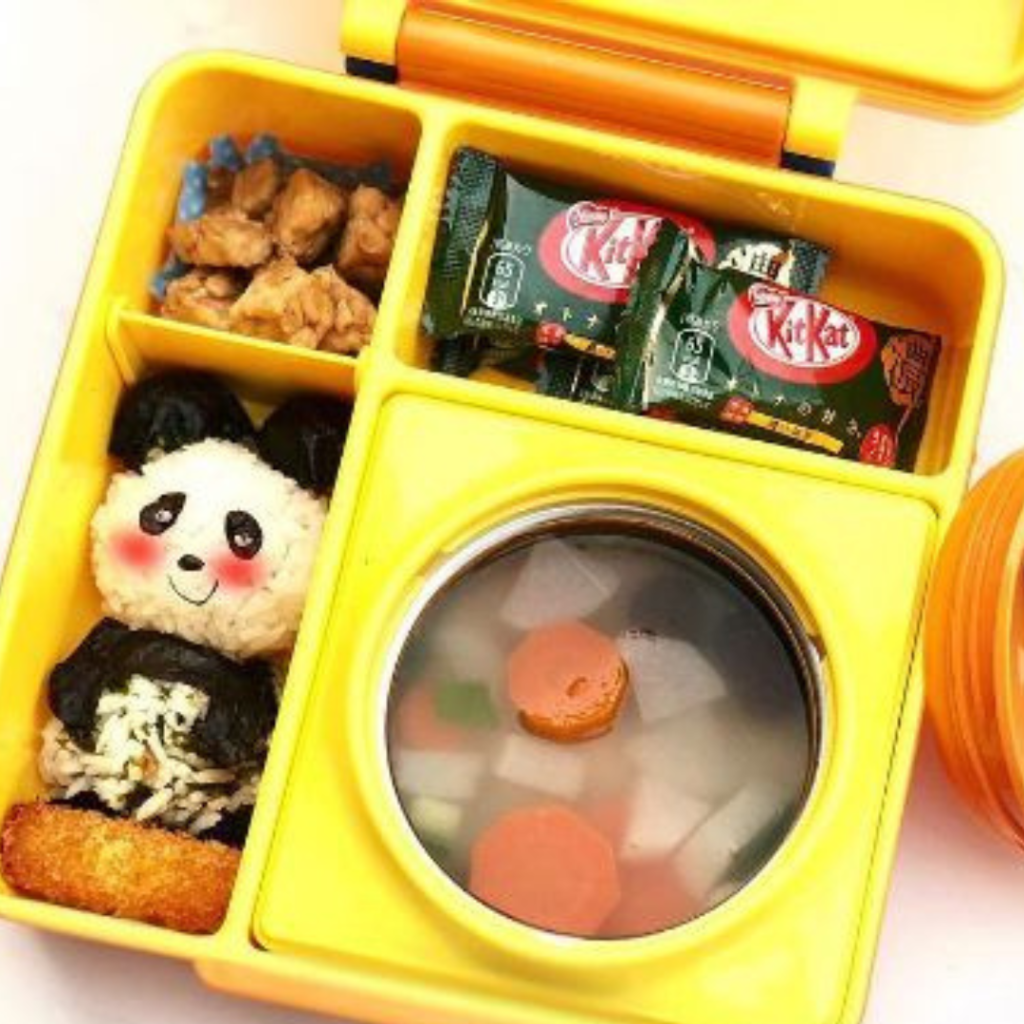 Carrot soup with slices Teuko kids lunchbox ideas, by @evzen_glenn via Instagram