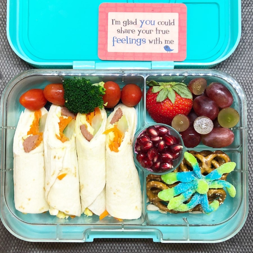 Grated carrots in a wrap teuko kids lunchbox ideas, by @dailybread via Teuko.com