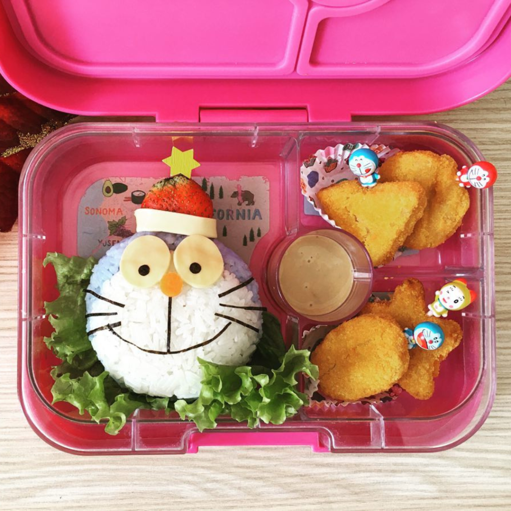 Doraemon Christmas by @im_bento_ni_van Christmas Cat Japanese Character on Teuko Kids Lunchbox Ideas Beto School Lunch Food Community