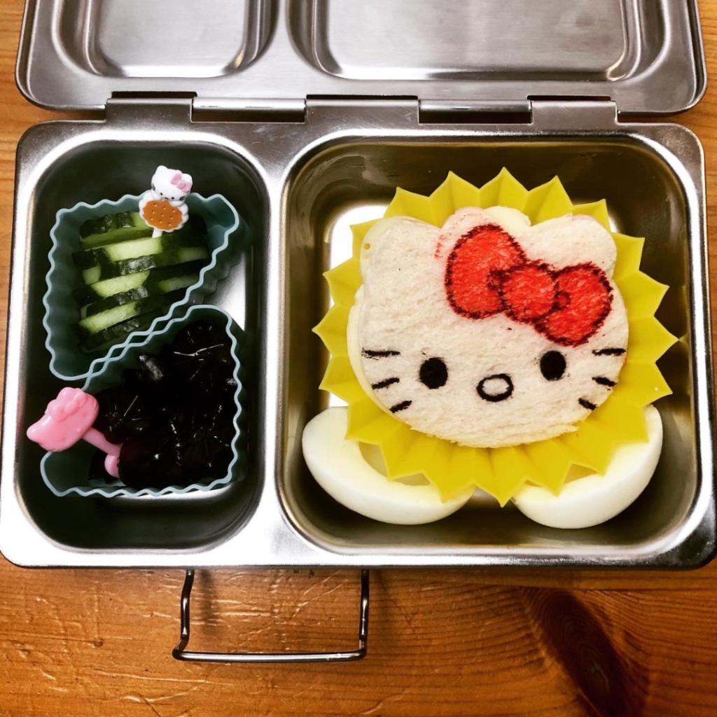Hello Kitty Sandwich by @aus.dem.lindenthal  Teuko Kids bento lunchbox ideas