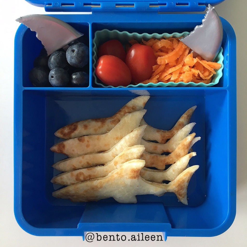 Shark shaped quesadilla shared on Teuko.com the kids lunchbox ideas community