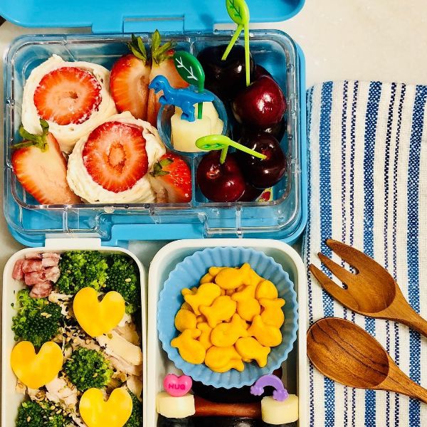 Starwberry cream cheese rolls in a kids' lunchbox