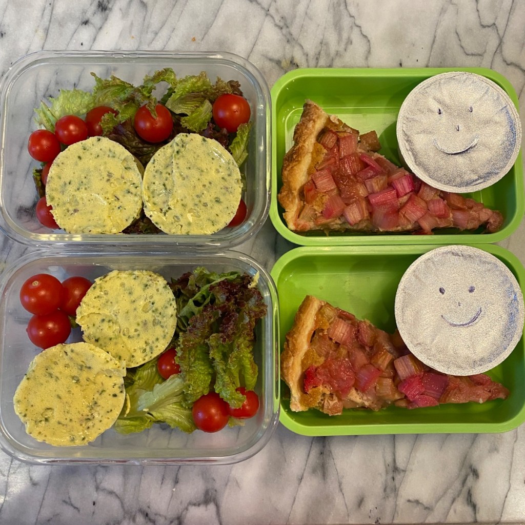 Mini frittata in a kids' lunchbox